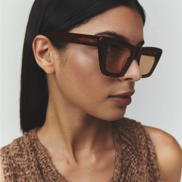 Elisa Johnson Lori Sunglasses - Picture 2 of 10